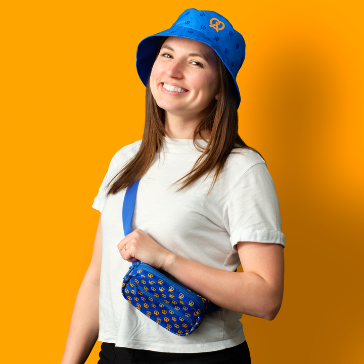 Double-sided Pretzel Bucket Hat